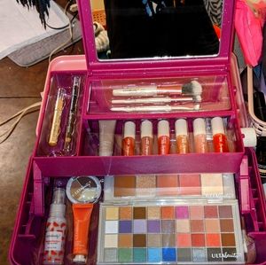 Caboodles 2020 Glam kit